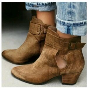 Free People Belleville Cutout Boot | EU 37 / US 6.5–7 | Brown Distressed Suede